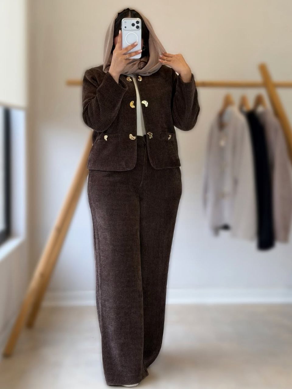 ست کت و شلوار کبریتی درجه یک زنانه و پاییزه ، ست کت و شلوار شیک و خوش پوش کبریتی ریز زنانه