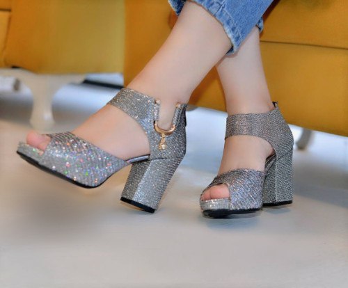 کفش مجلسی زنانه ، صندل مجلسی زنانه نقره ای و صورتی لمه ، صندل پاشنه ۷ مجلسی بسیار شیک زنانه و دخترانه